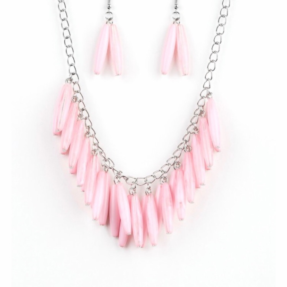 💕 BUBBLE GUM PINK ACRYLIC NECKLACE 💕